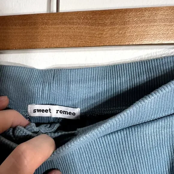 Sweet Romeo Blue Ribbed Short Set - Picture 6 of 9